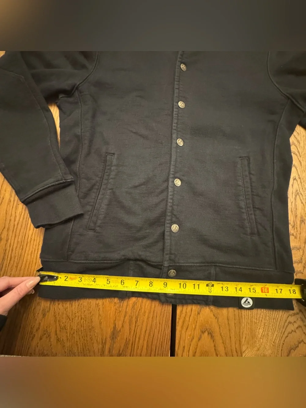 American Giant bomber collar
